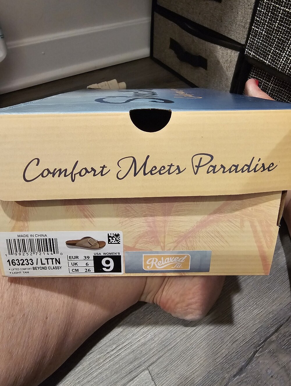 Skechers  Light Tan Sandals - Comfort Meets Paradise Size 9